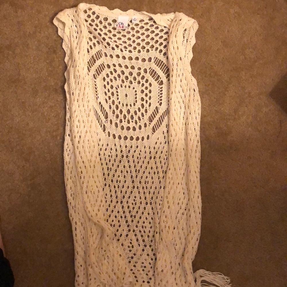 Crème cardigan, holes